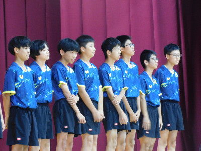 男卓球前