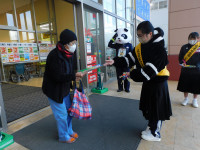 DSCN9390　パンフ配布